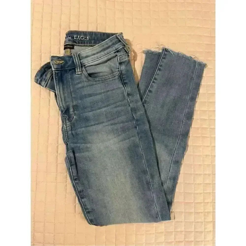 Lot of Women’s Jeans!!! - Picture 2 of 11